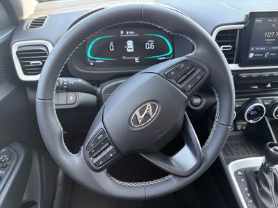 2026 Hyundai Venue SEL w/Two-Tone Roof