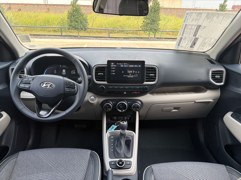 2026 Hyundai Venue SEL w/Two-Tone Roof