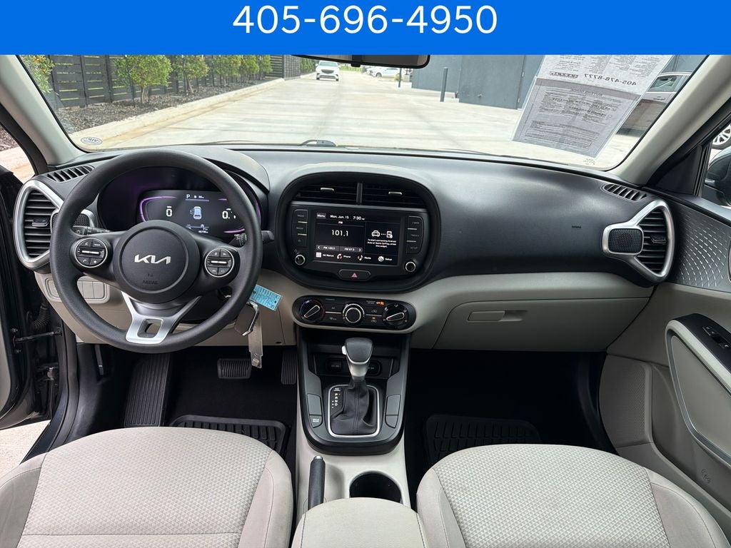 2023 Kia Soul LX