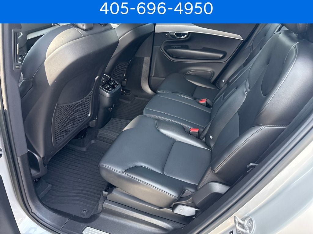 2022 Volvo XC90 T5 Momentum