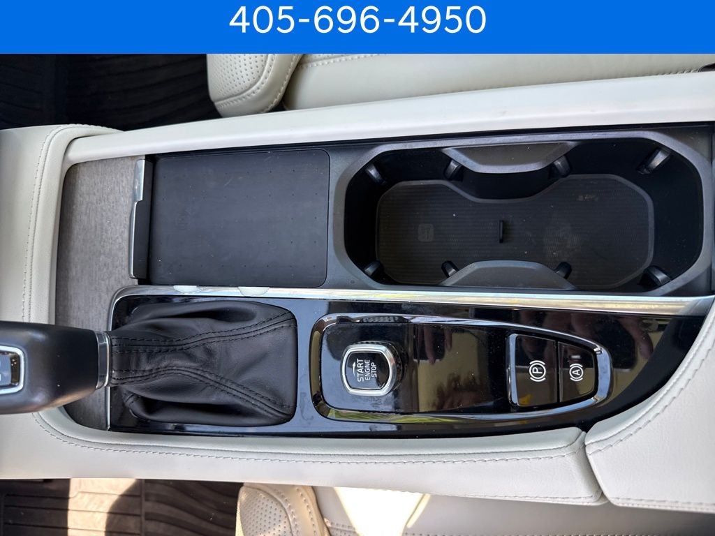 2022 Volvo XC90 T6 Inscription