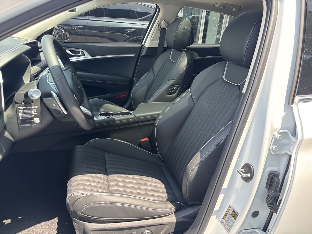 2026 Genesis G70 2.5T Prestige
