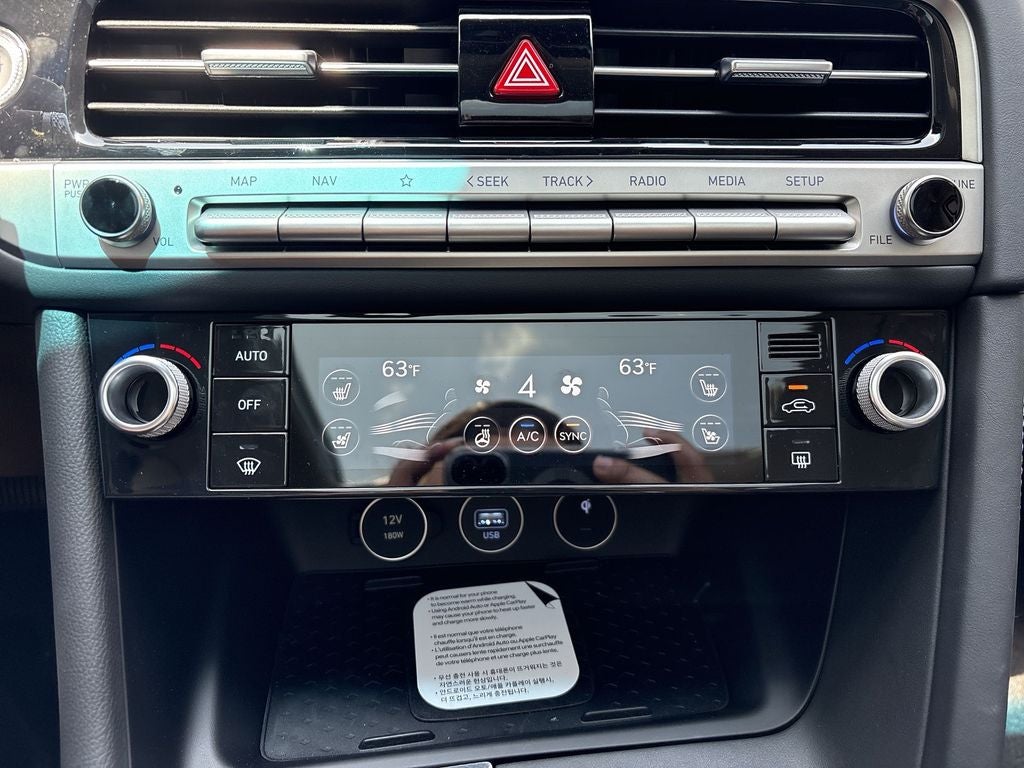 2026 Genesis G70 2.5T Prestige