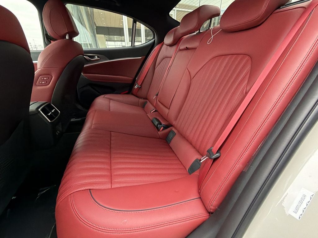 2026 Genesis G70 3.3T Sport Prestige