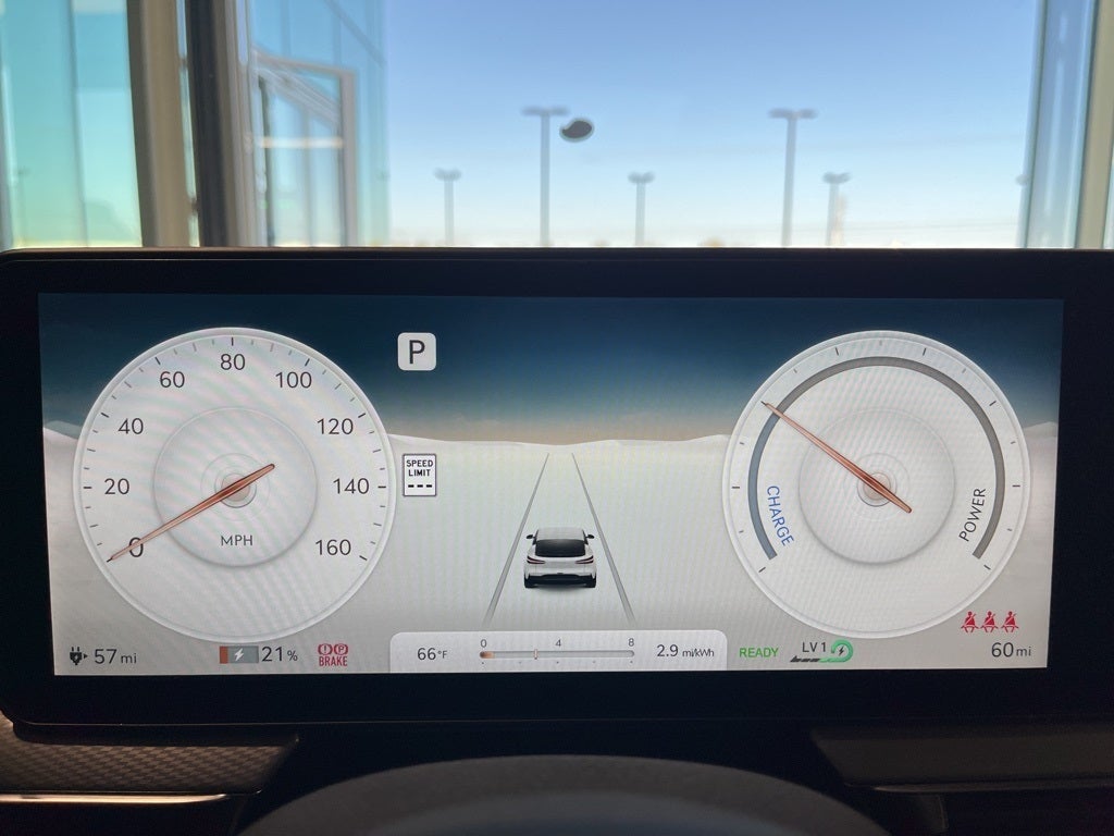 2024 Genesis GV60 Standard