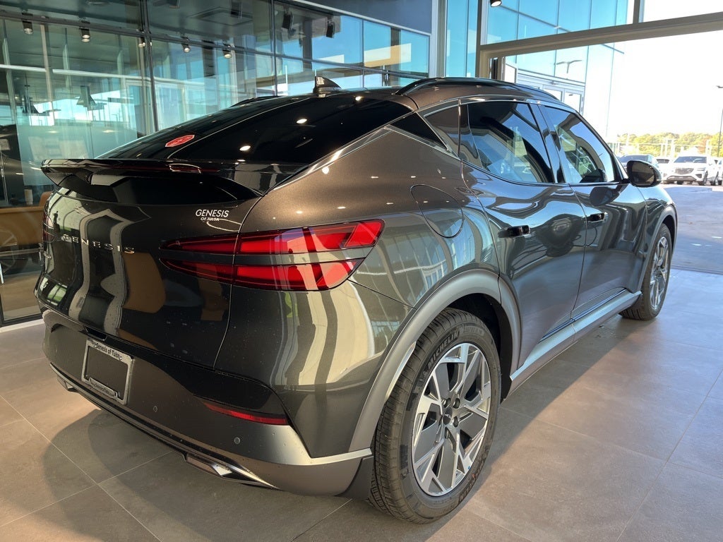 2024 Genesis GV60 Standard