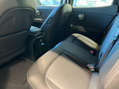 2024 Genesis GV60 Standard