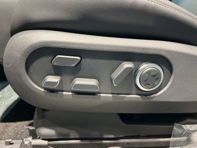 2024 Genesis GV60 Standard