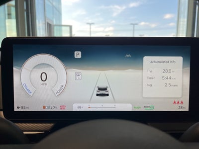 2024 Genesis GV60 Standard