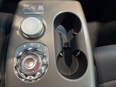 2024 Genesis GV60 Standard