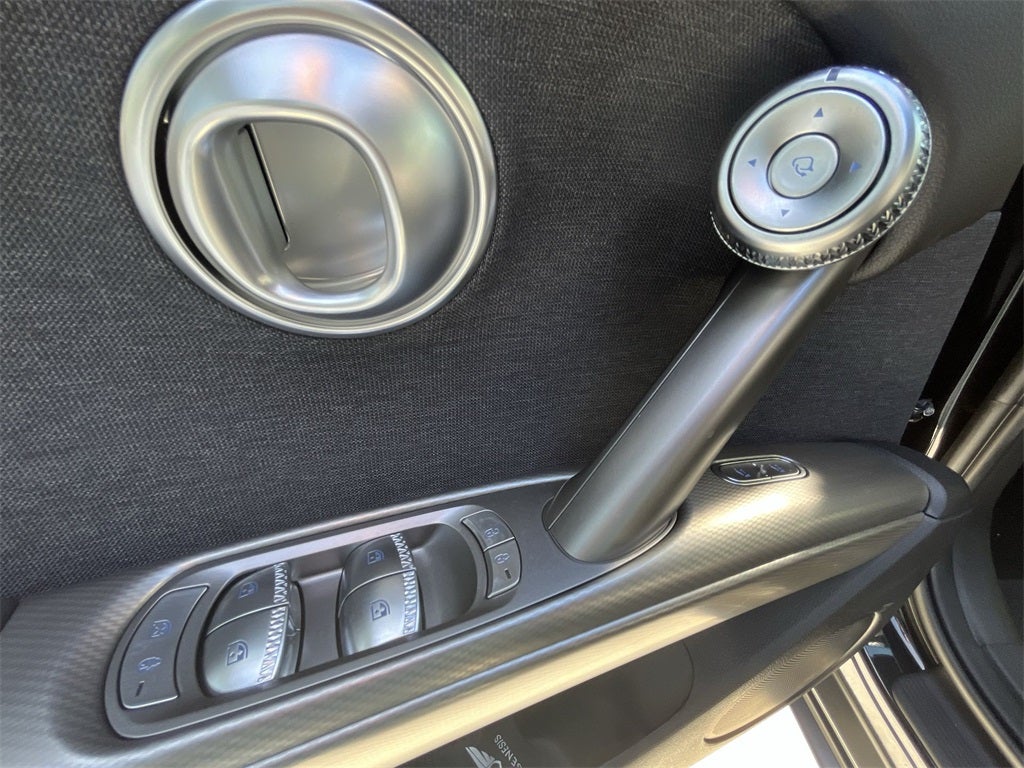 2025 Genesis GV60 Standard