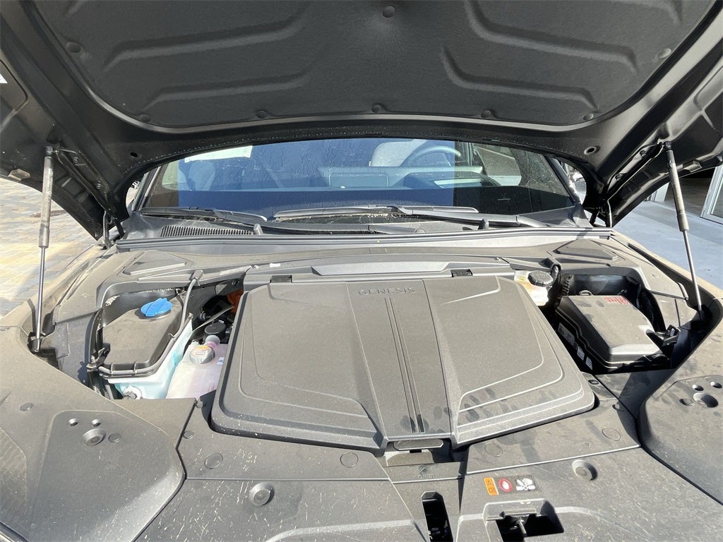 2025 Genesis GV60 Standard