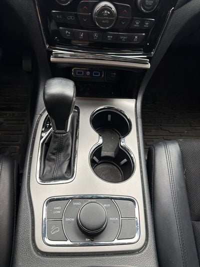 2020 Jeep Grand Cherokee Base
