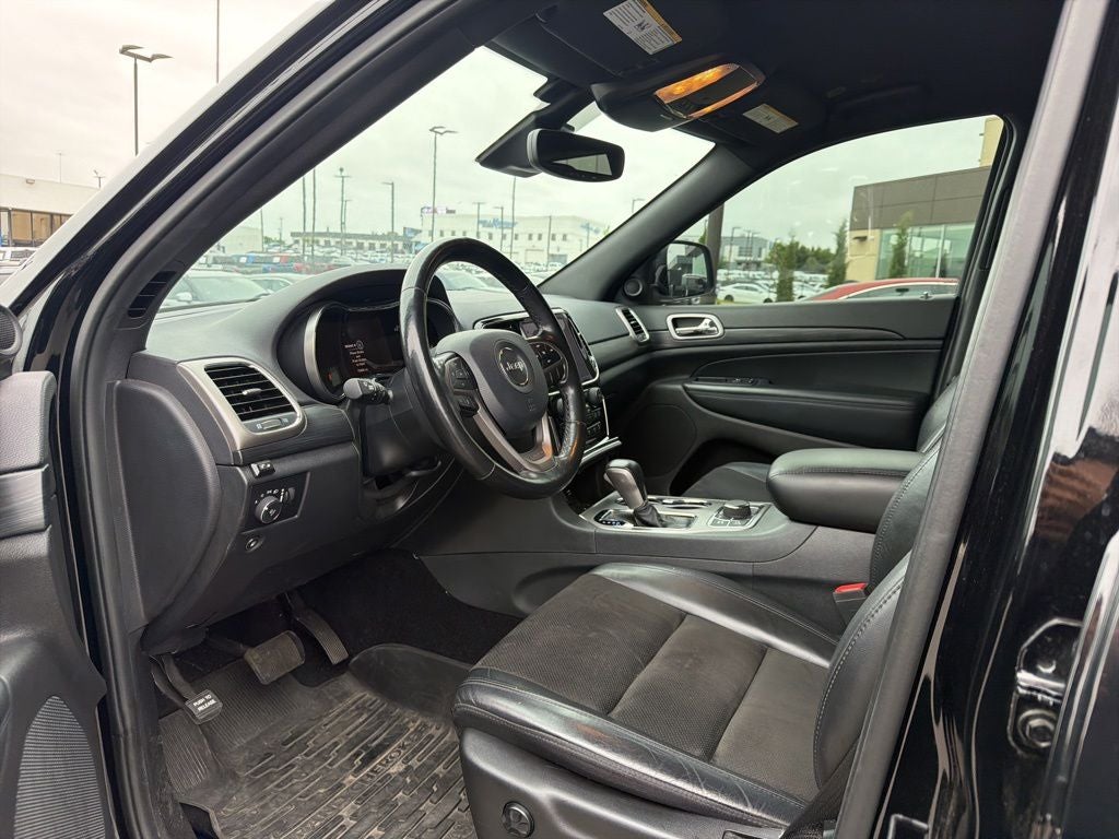 2020 Jeep Grand Cherokee Base