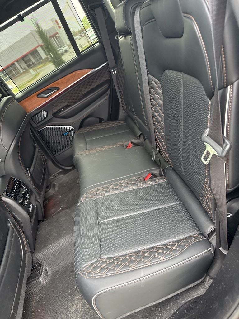 2022 Jeep Grand Cherokee Summit Reserve