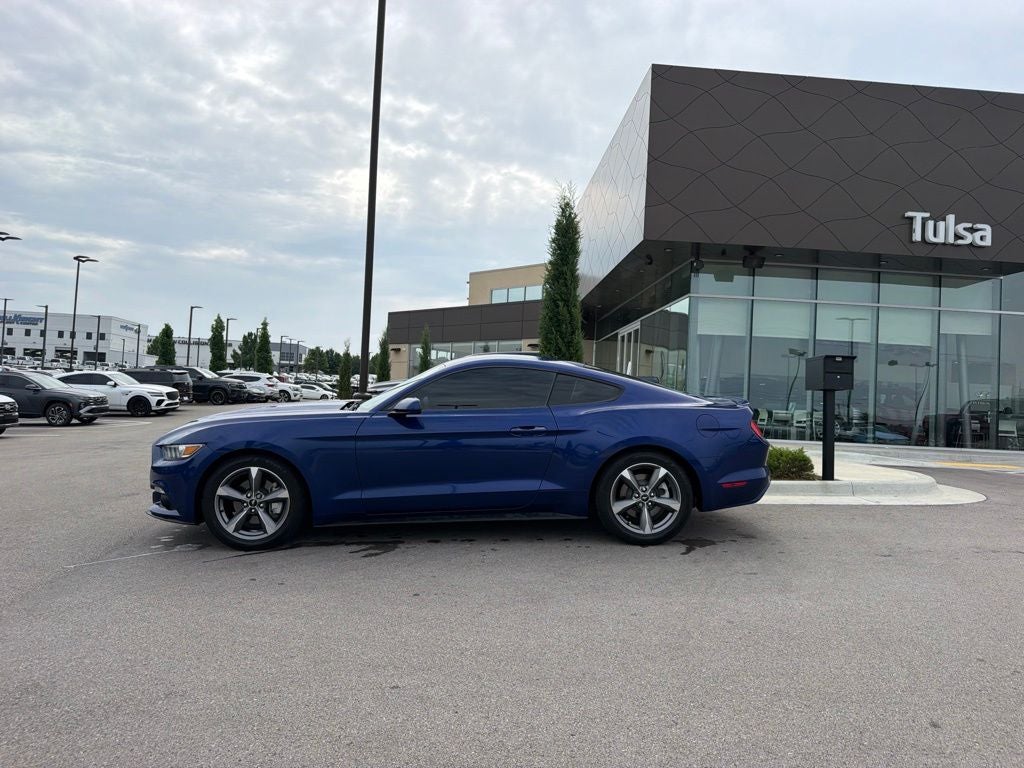 2016 Ford Mustang V6