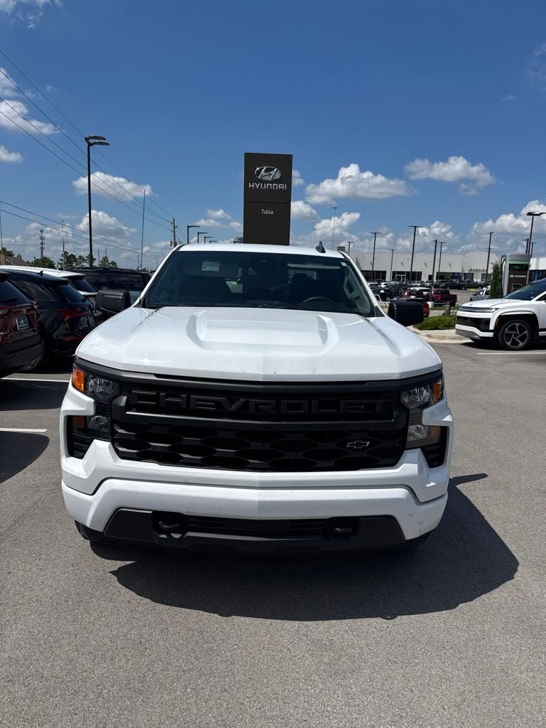 2025 Chevrolet Silverado 1500 Custom