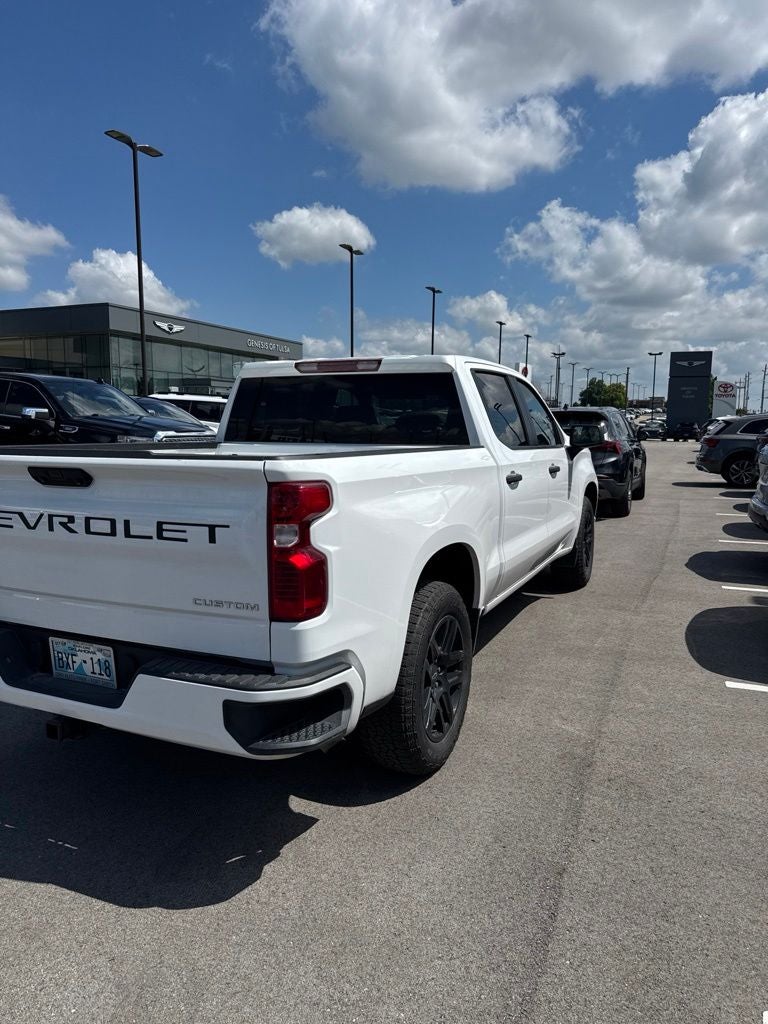 2025 Chevrolet Silverado 1500 Custom