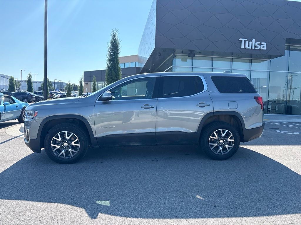 2023 GMC Acadia SLE