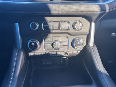 2021 GMC Yukon XL SLT