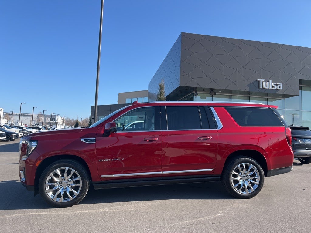 2022 GMC Yukon XL Denali