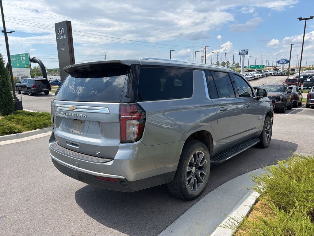 2023 Chevrolet Suburban LT