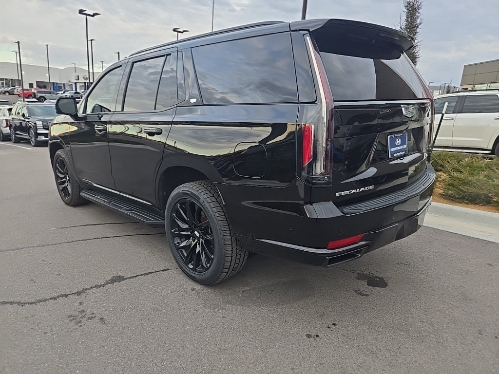 2021 Cadillac Escalade Sport