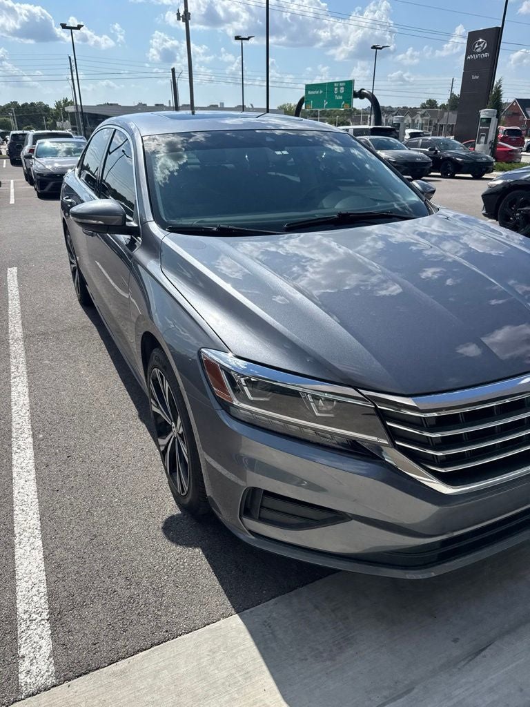 2022 Volkswagen Passat 2.0T SE