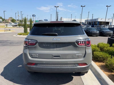 2023 Jeep Compass Latitude Lux