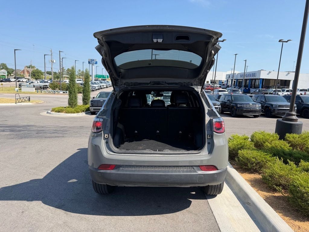 2023 Jeep Compass Latitude Lux