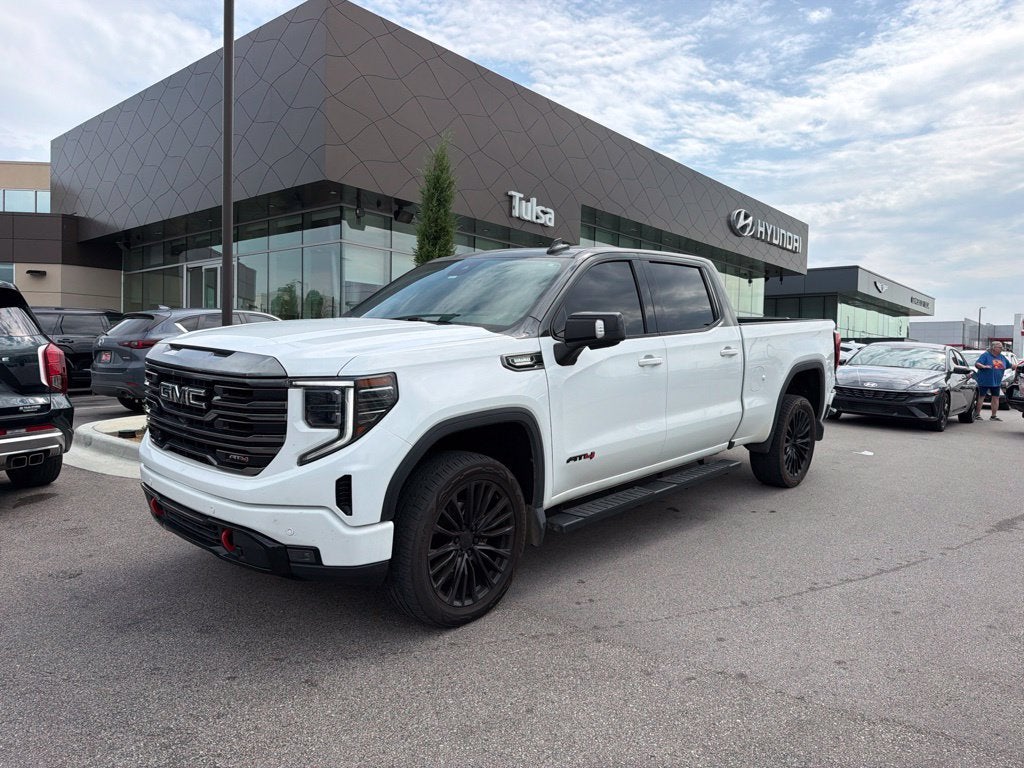 2023 GMC Sierra 1500 AT4