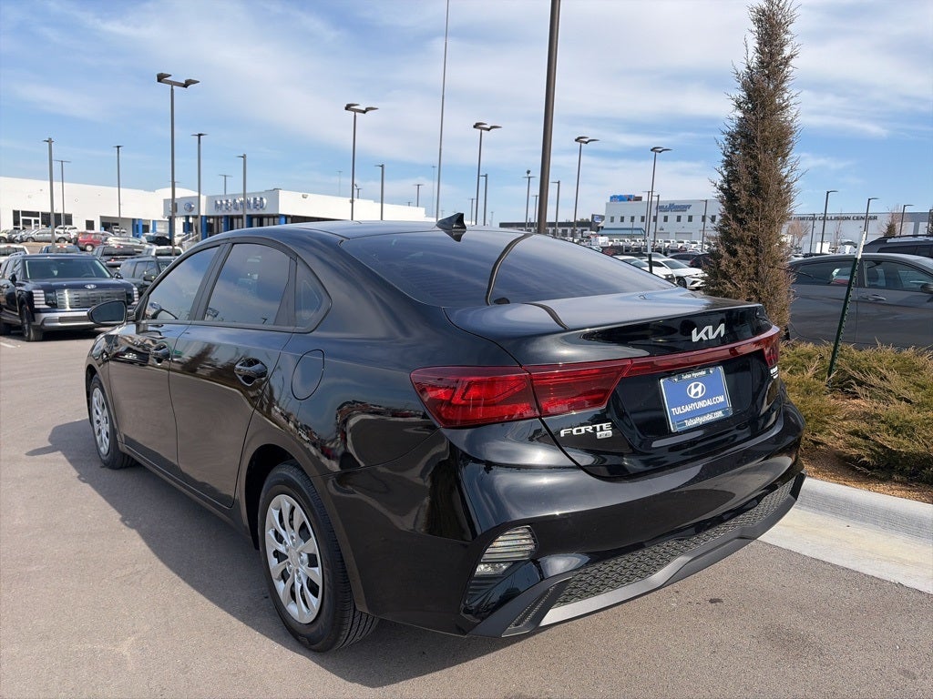 2023 Kia Forte LX
