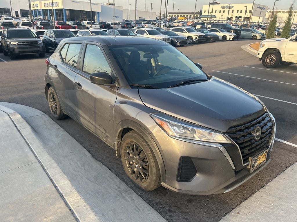 2022 Nissan Kicks S