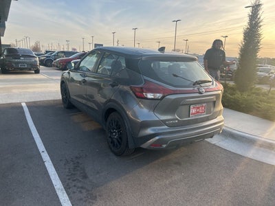 2022 Nissan Kicks S