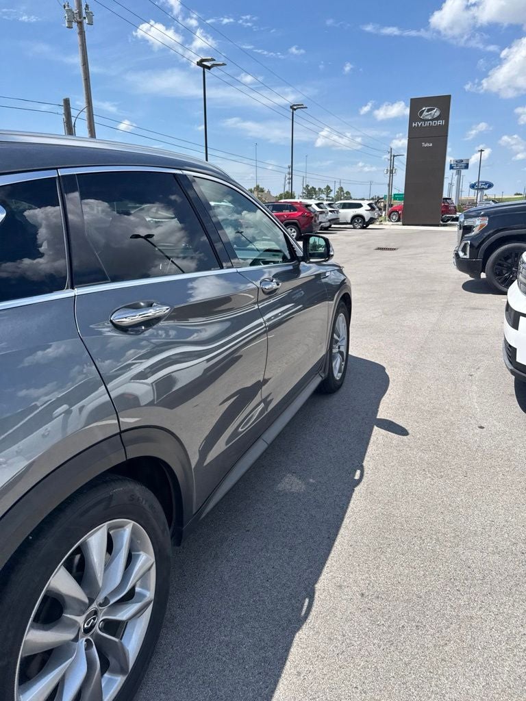 2019 INFINITI QX50 ESSENTIAL