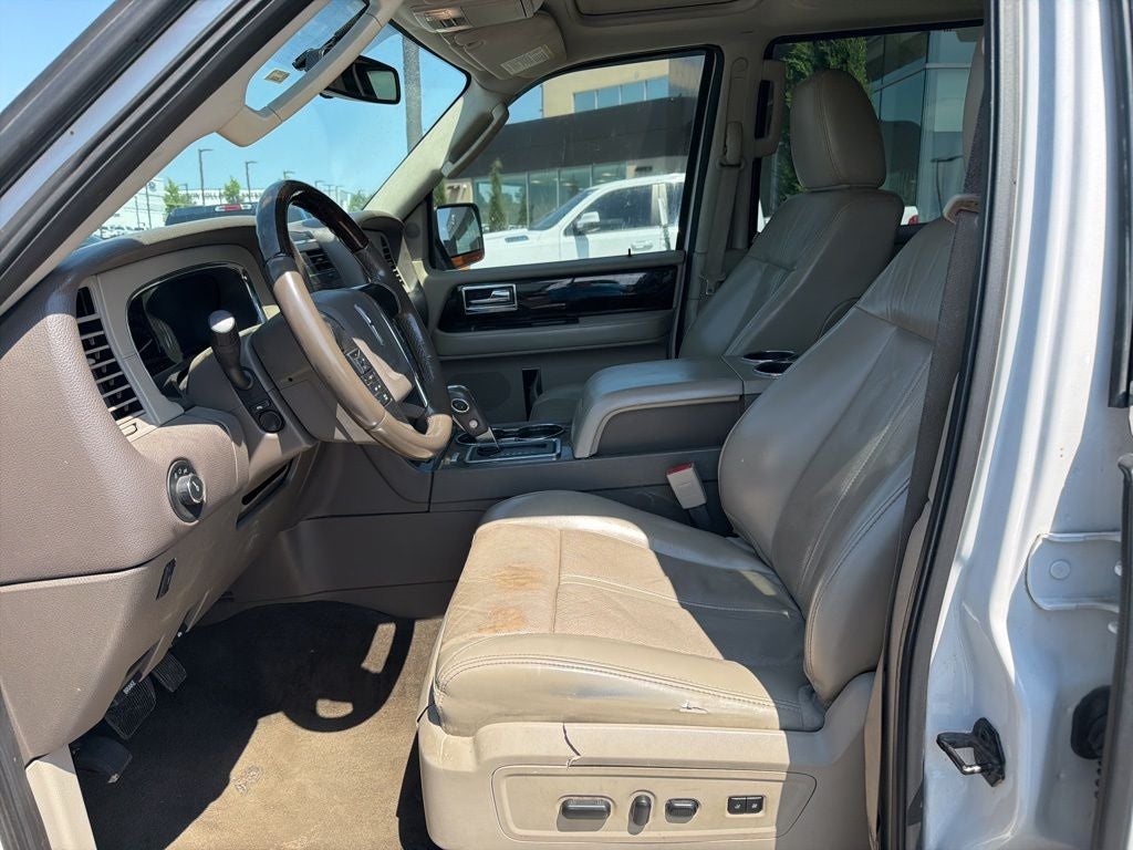 2017 Lincoln Navigator Select