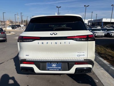 2025 INFINITI QX60 LUXE