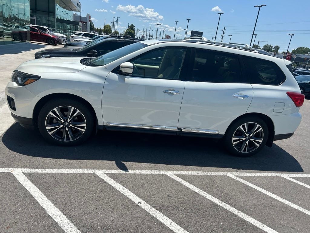 2019 Nissan Pathfinder Platinum