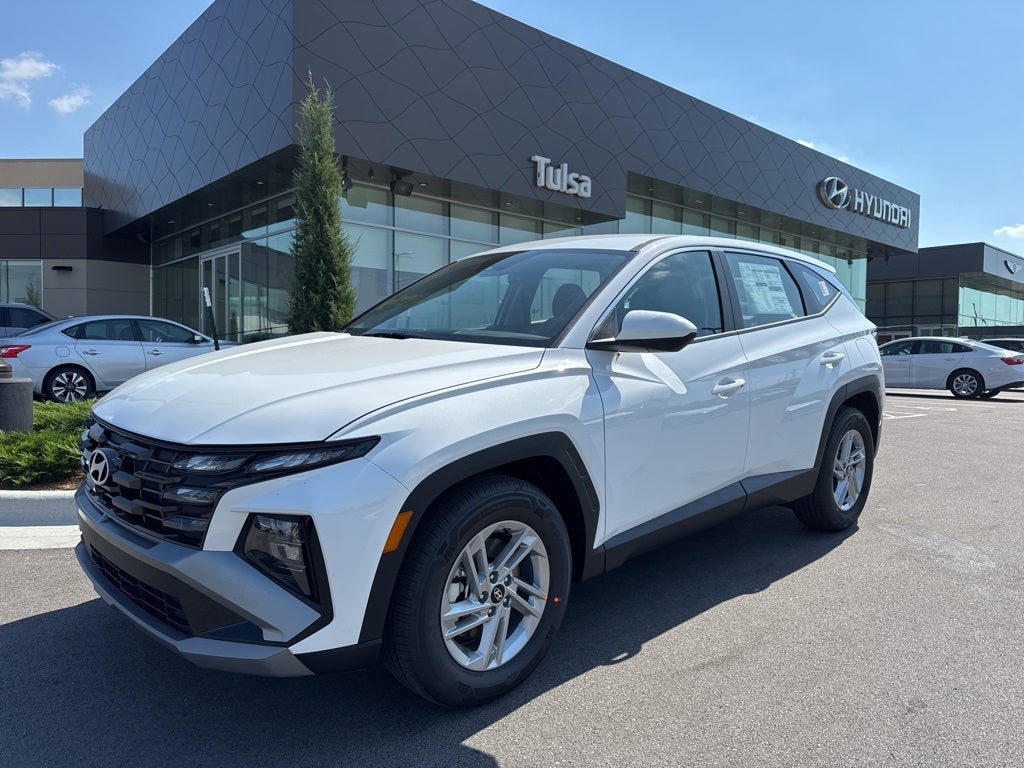 2026 Hyundai Tucson SE FWD