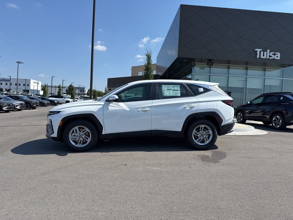 2026 Hyundai Tucson SE FWD