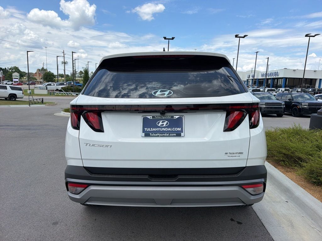 2026 Hyundai Tucson SE FWD