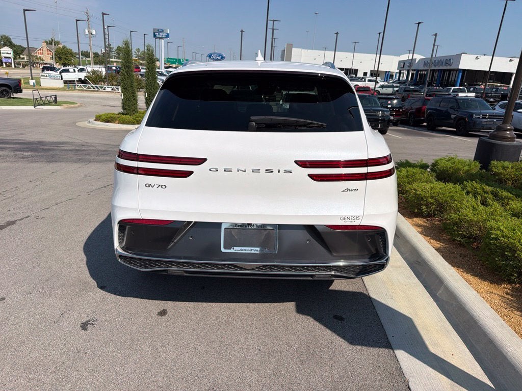 2026 Genesis GV70 2.5T Select