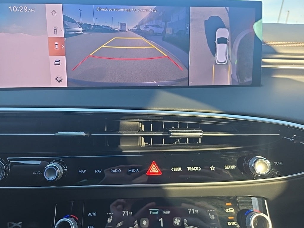 2026 Genesis GV70 2.5T Sport Prestige