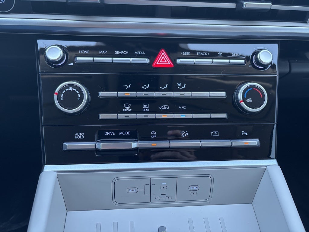 2026 Hyundai Santa Fe SE FWD