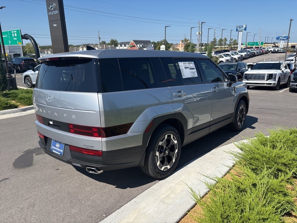 2026 Hyundai Santa Fe SE FWD