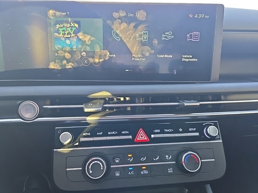 2025 Hyundai Santa Cruz SE