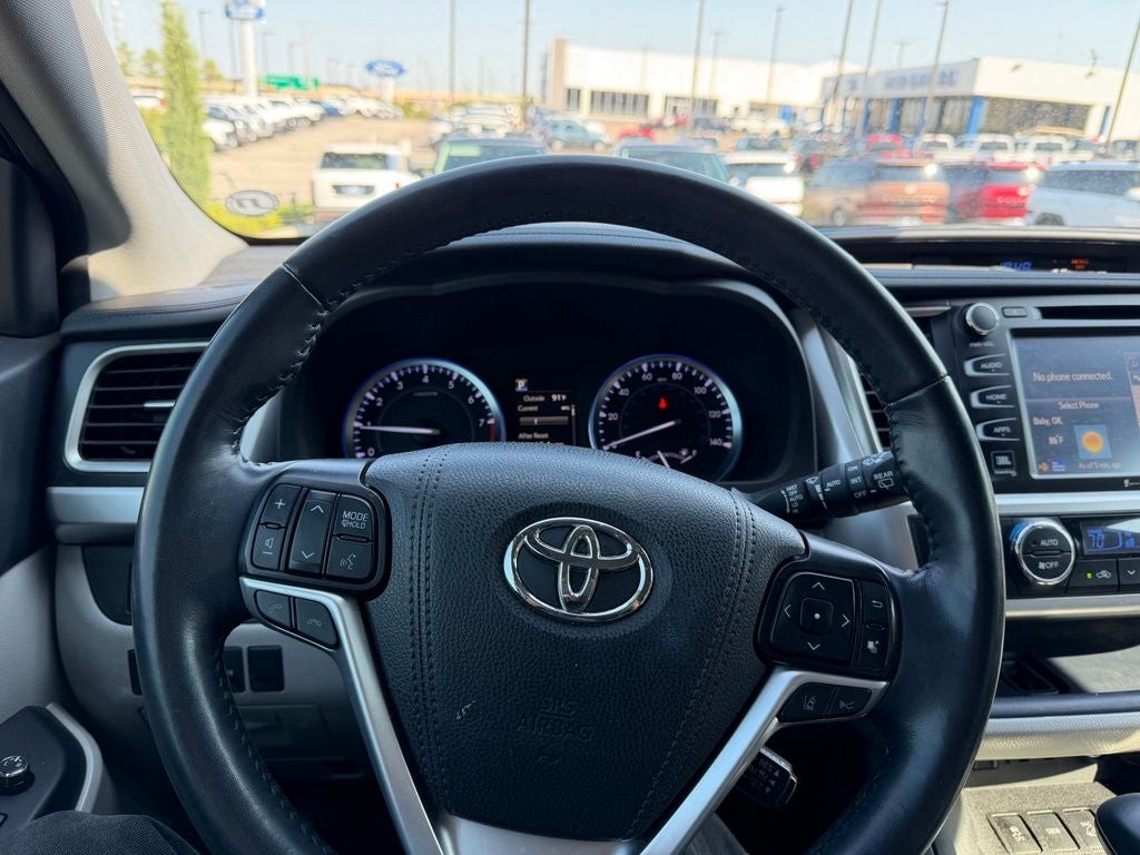 2019 Toyota Highlander Limited Platinum