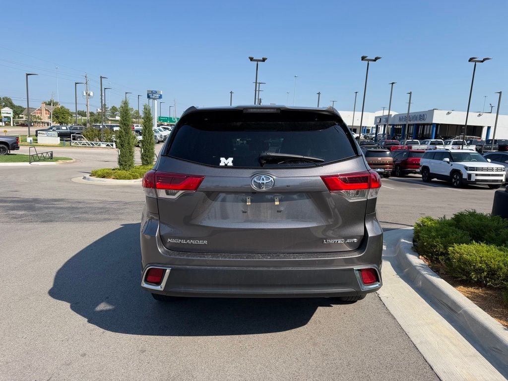 2019 Toyota Highlander Limited Platinum