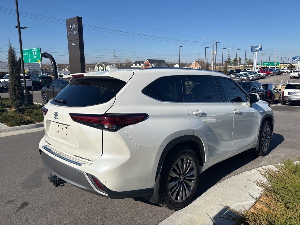 2020 Toyota Highlander Platinum