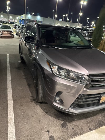 2019 Toyota Highlander SE